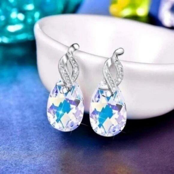 Swarovski Crystal 18K Gold Drop Dangle Earrings - Picture 1 of 5